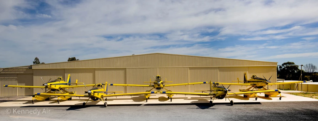 Large clearspan aircraft hangar with wide opening for aircraft access