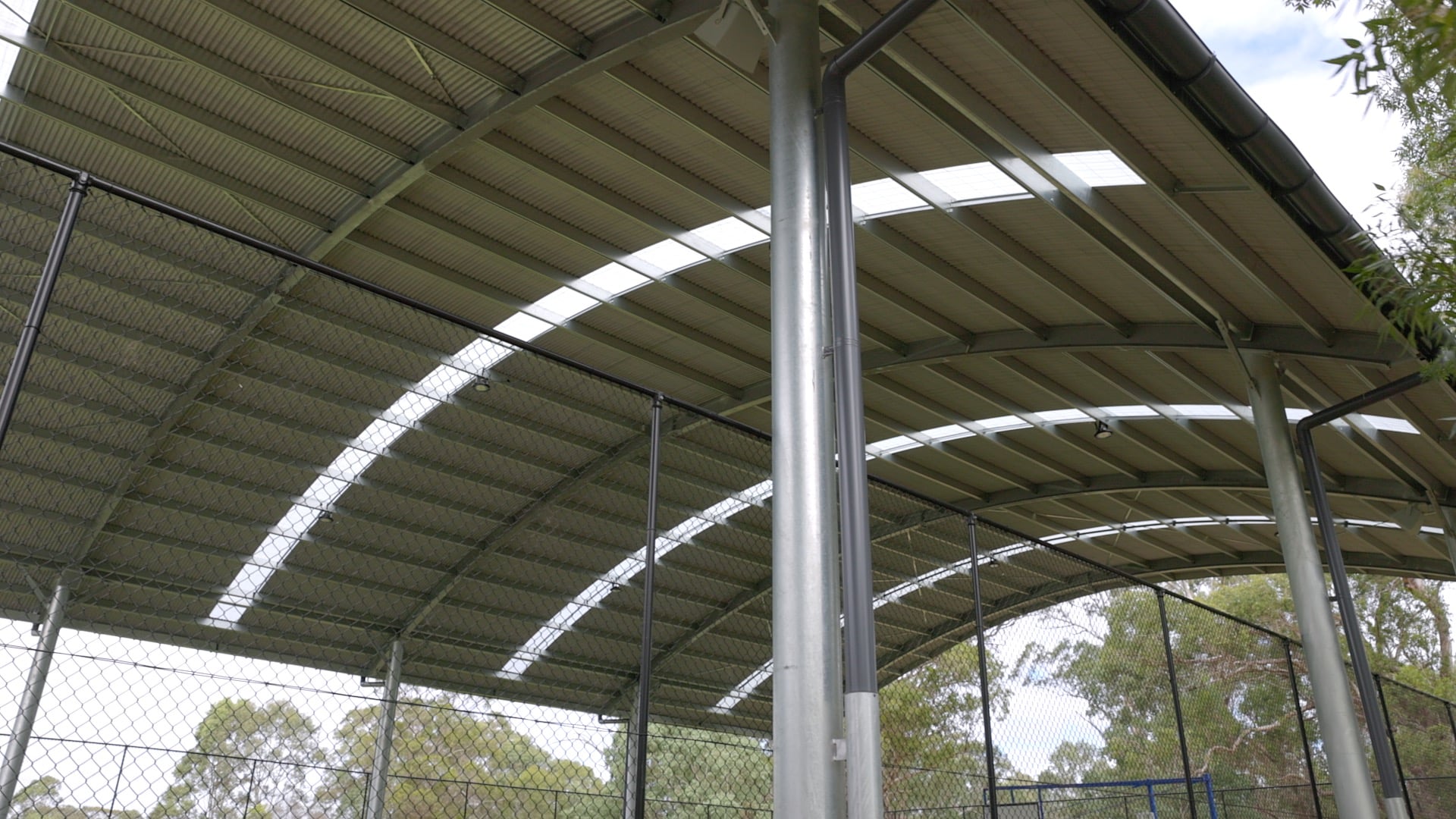Close up of a Cola roof